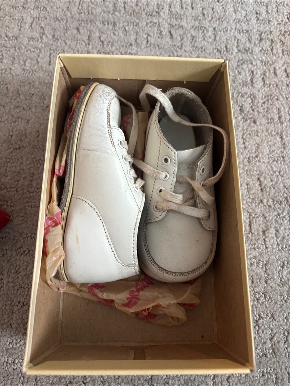 Kids White Leather Lace-Up Shoes